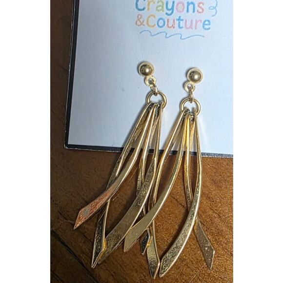 VTG Dangle GoldTone Earrings Drop Classy Preppy Retro Night Out Timeless Glam - Picture 1 of 2